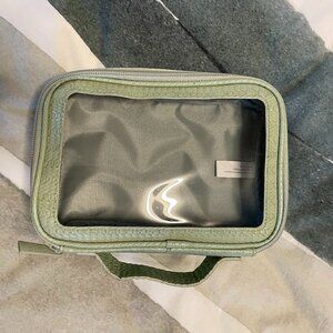 BEIS In Flight aka On the Go Case in Green Tea colorway